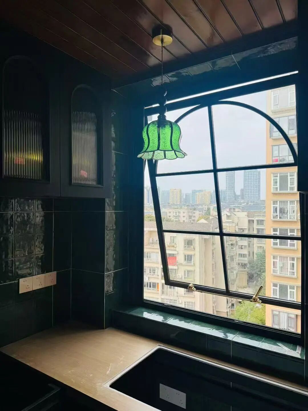 審美不妥協(xié)?這扇法式復(fù)古窗,正是你的答案。 審美不妥協(xié)?這扇法式復(fù)古窗,正是你的答案。